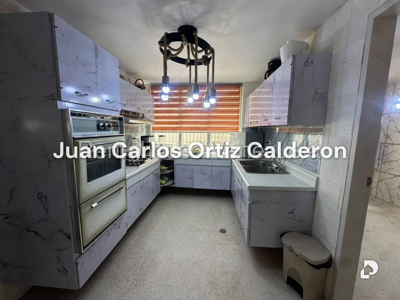 Apartment in San Bernardino, Caracas – 11