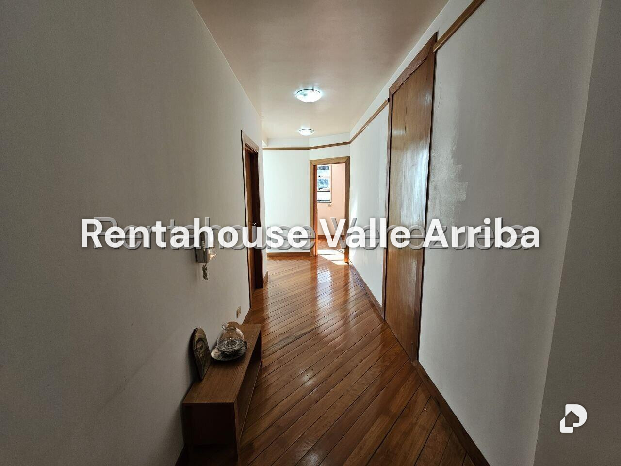 Casa en Colinas del Tamanaco, Caracas – 29
