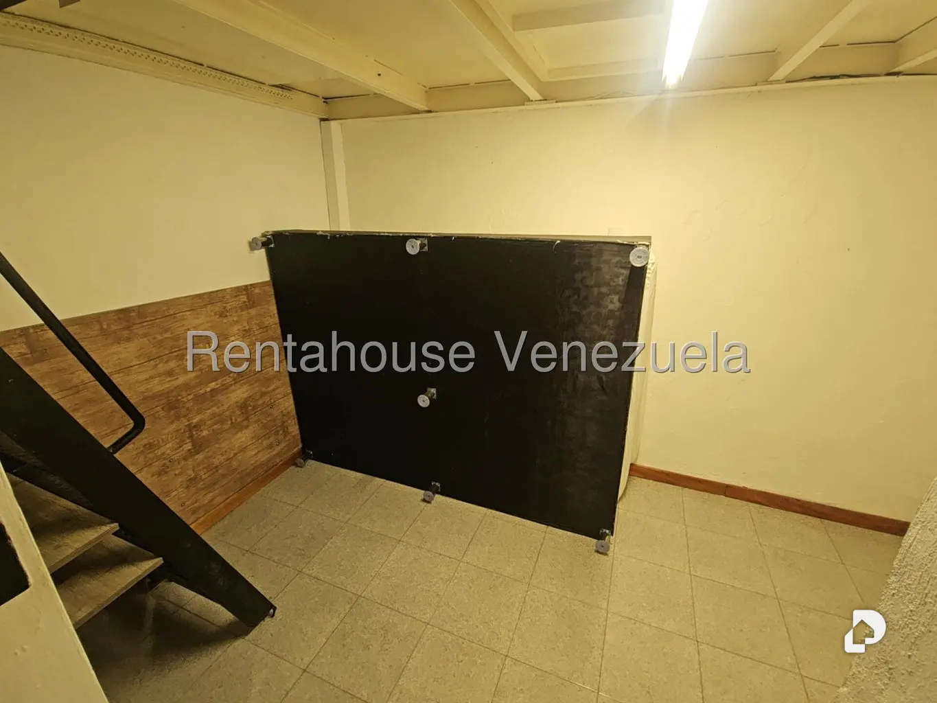 Edificio en La Guairita, Guarenas