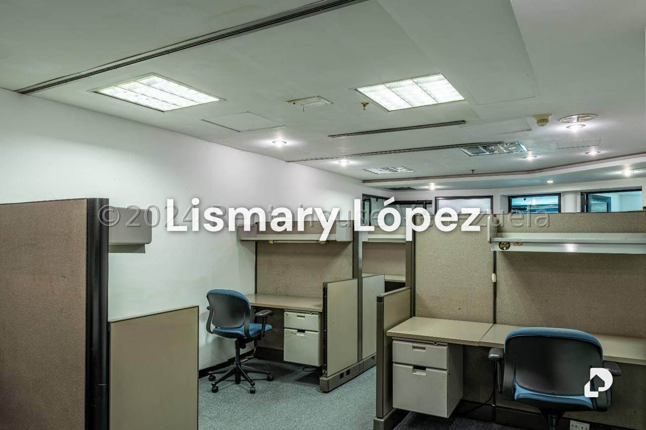 Oficina en El Rosal, Caracas – 17