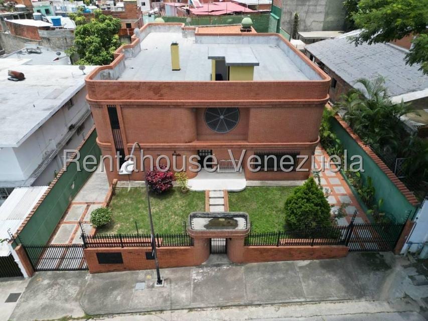 Casa en Altamira, Caracas - 1