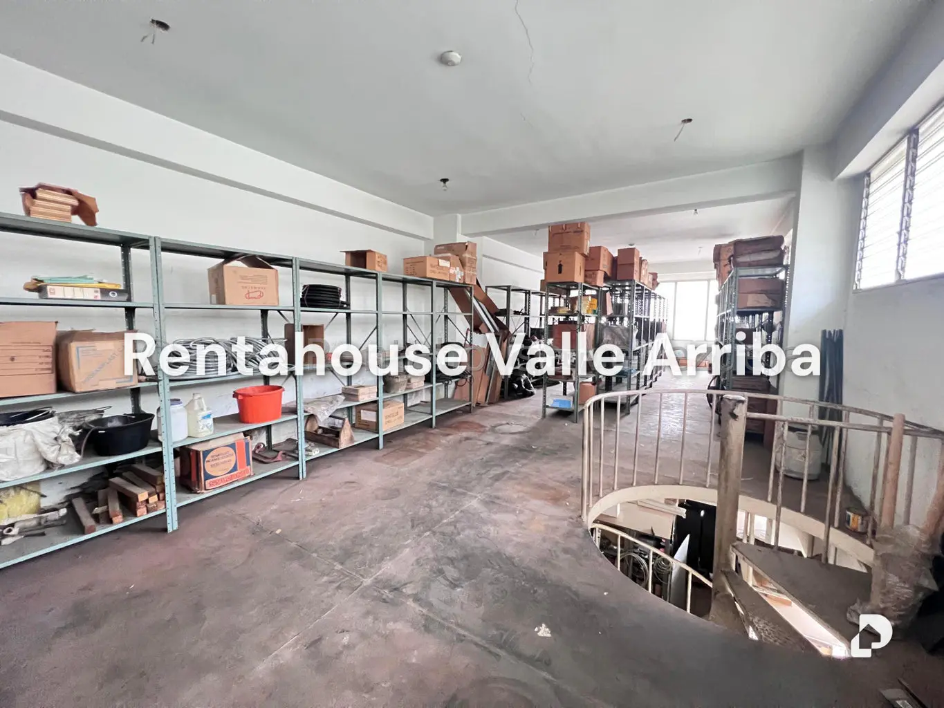 Local comercial en La Urbina, Caracas – 5