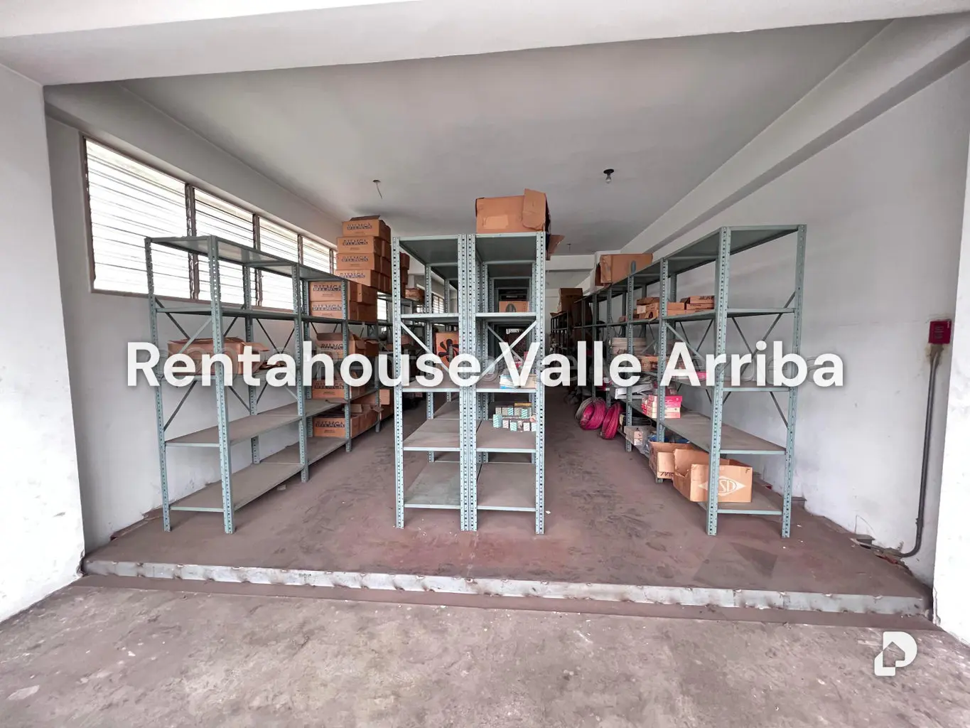 Local comercial en La Urbina, Caracas – 6