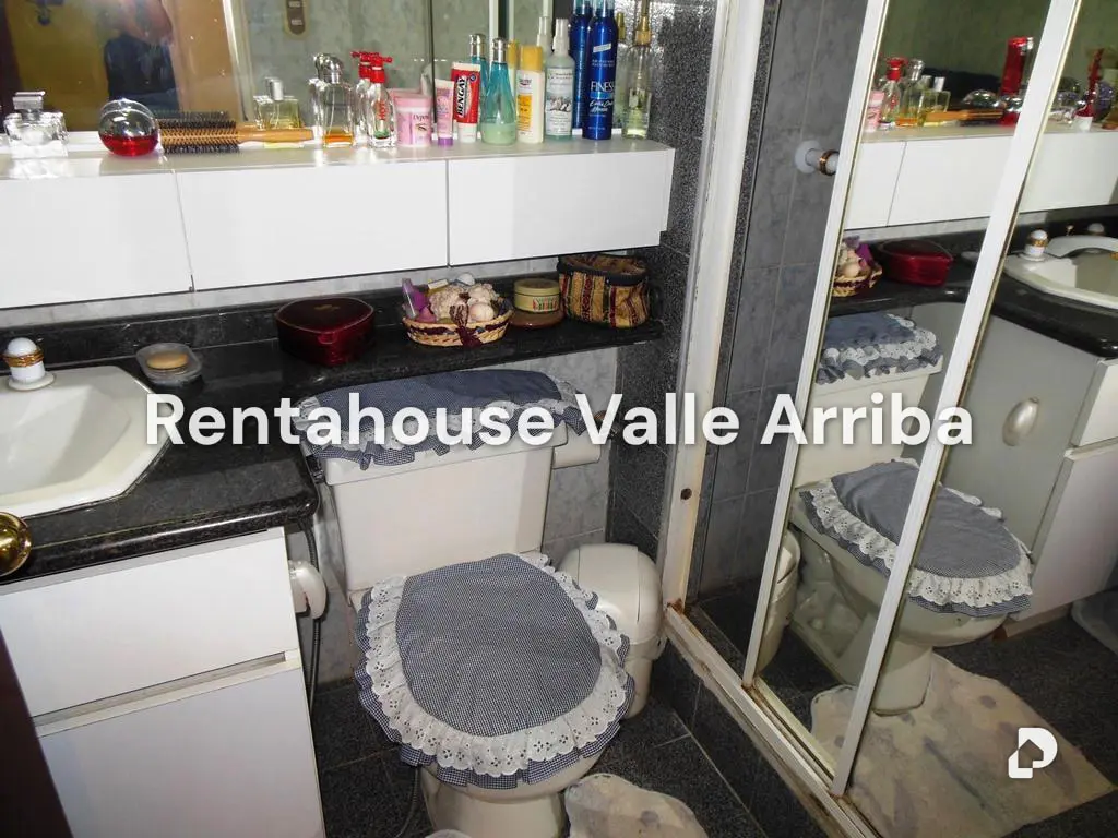Apartamento en Los Campitos, Caracas – 23