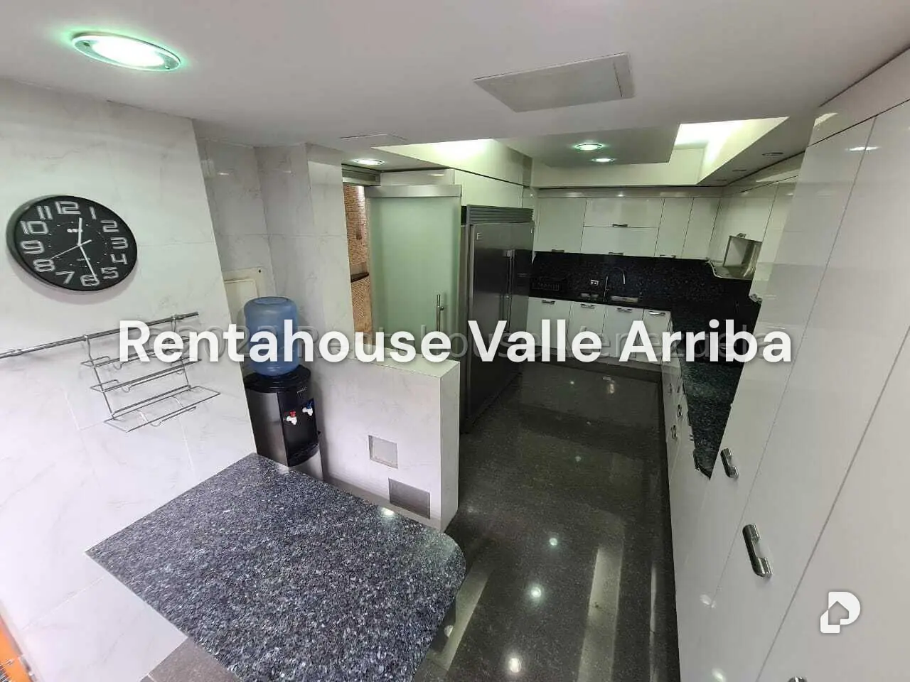Apartamento en Lomas de La Alameda, Caracas – 15