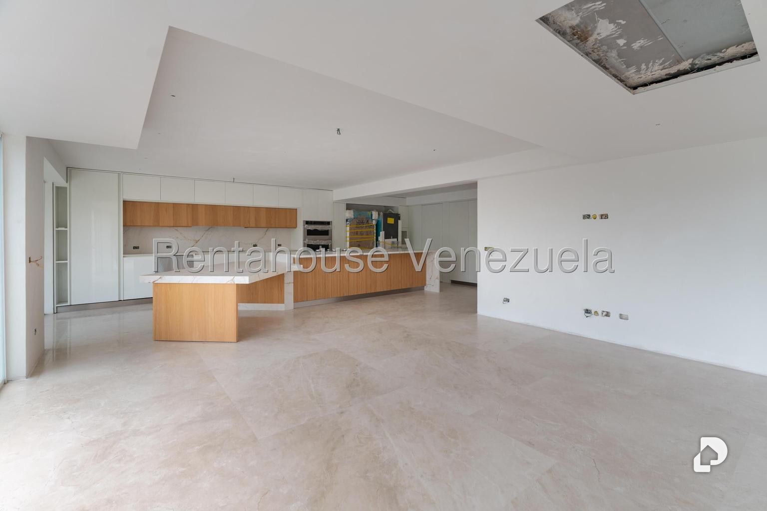 Casa en Los Naranjos (del Cafetal), Caracas – 12