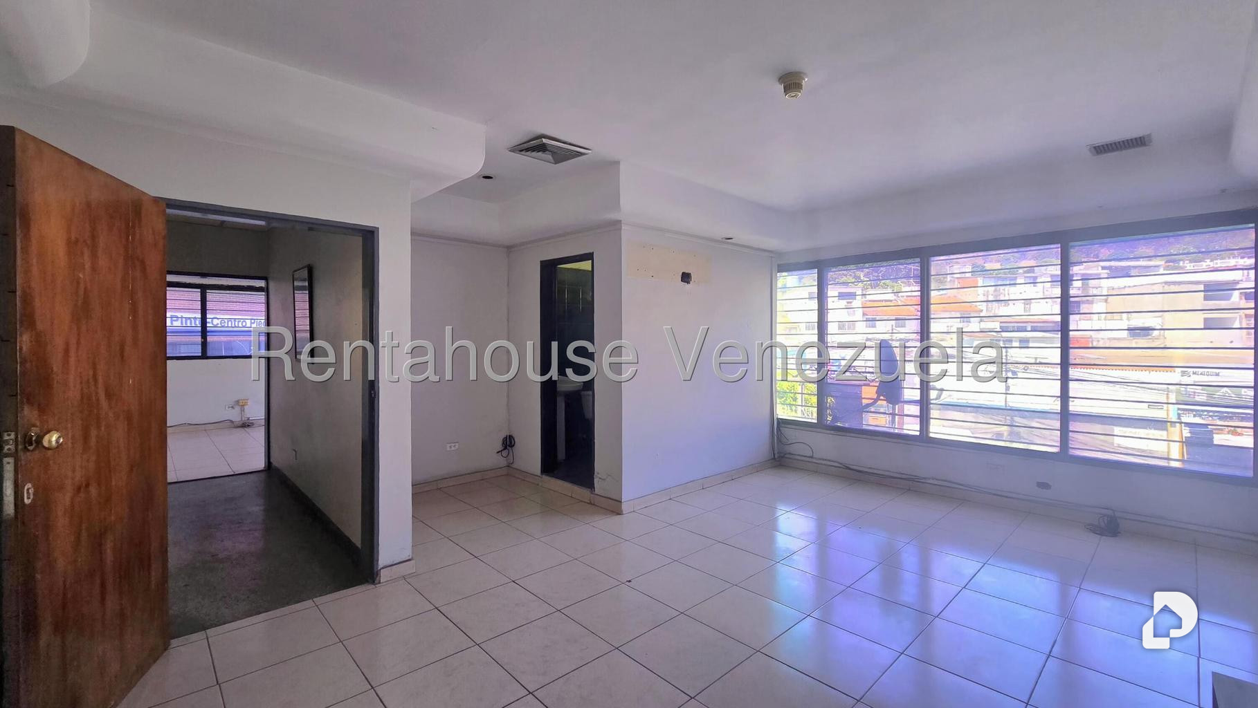 Local comercial en Piedra Azul, Caracas – 25