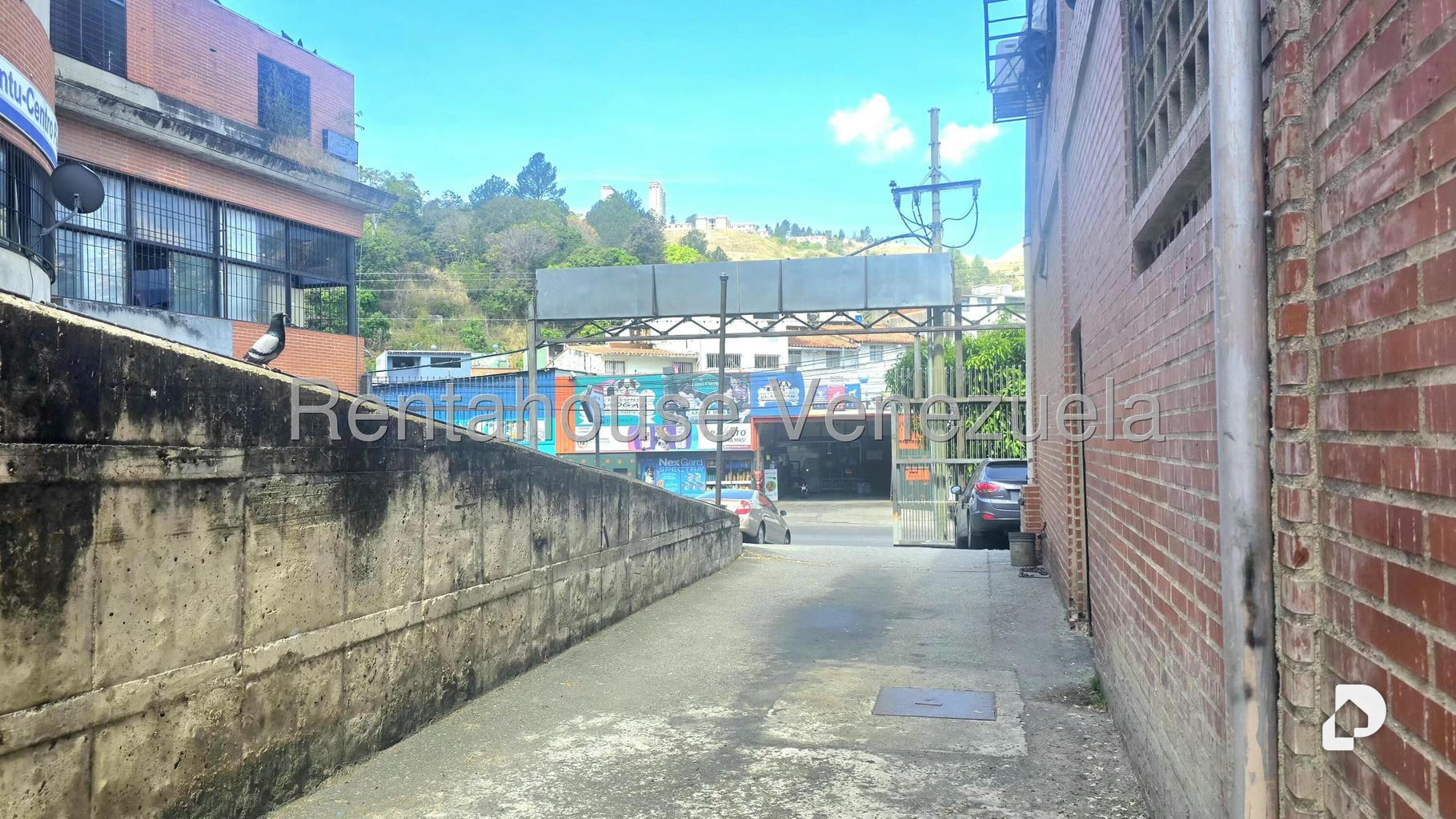 Local comercial en Piedra Azul, Caracas – 4