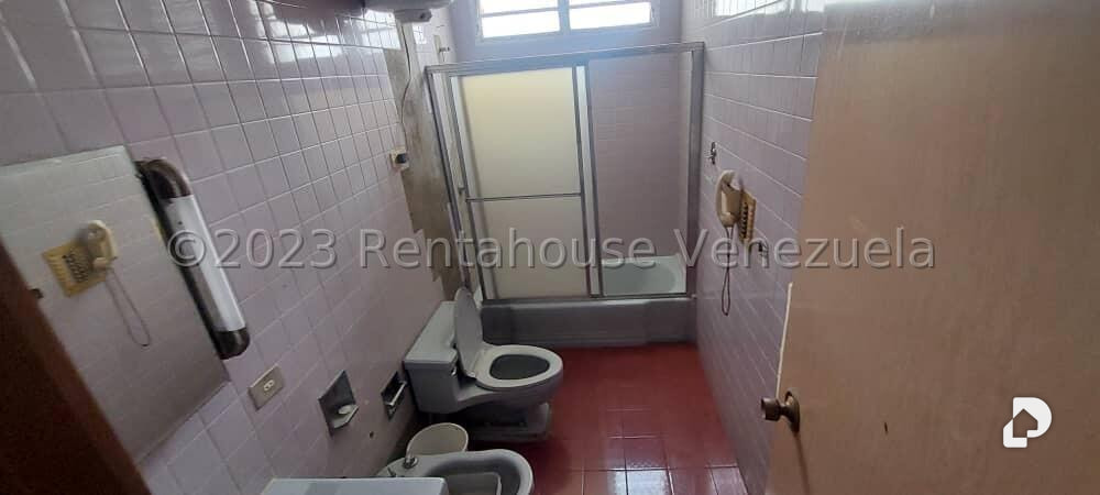 Casa en Alta Florida, Caracas – 13