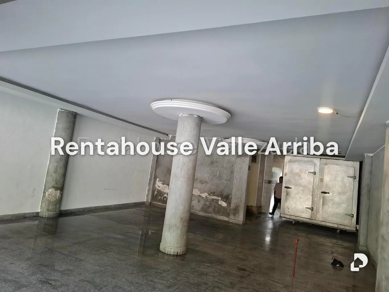 Local comercial en El Hatillo, Caracas – 12