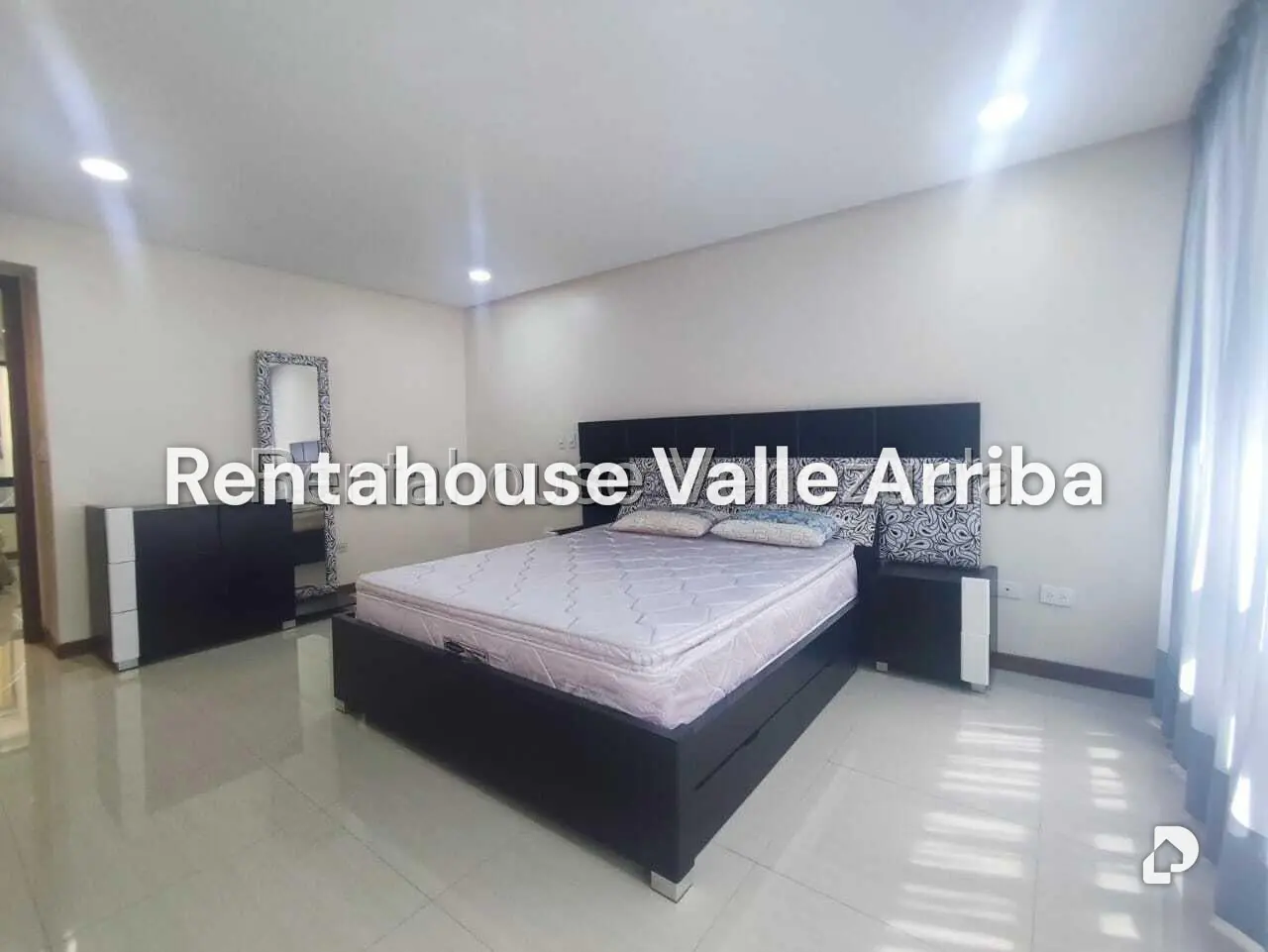 Apartamento en Altamira, Caracas – 18
