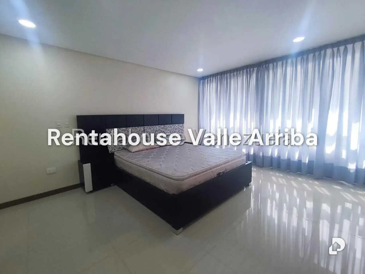 Apartamento en Altamira, Caracas – 19