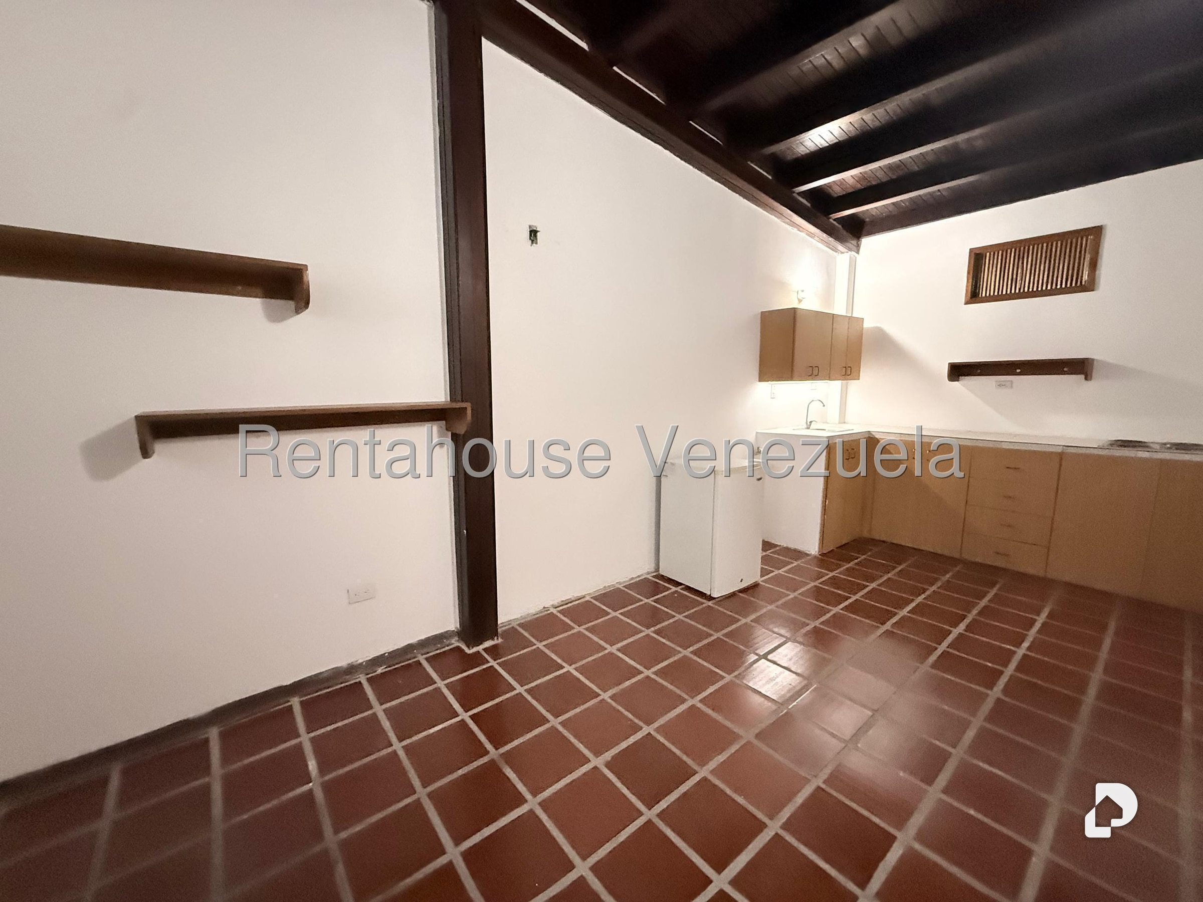 Anexo en Alto Prado, Caracas – 5