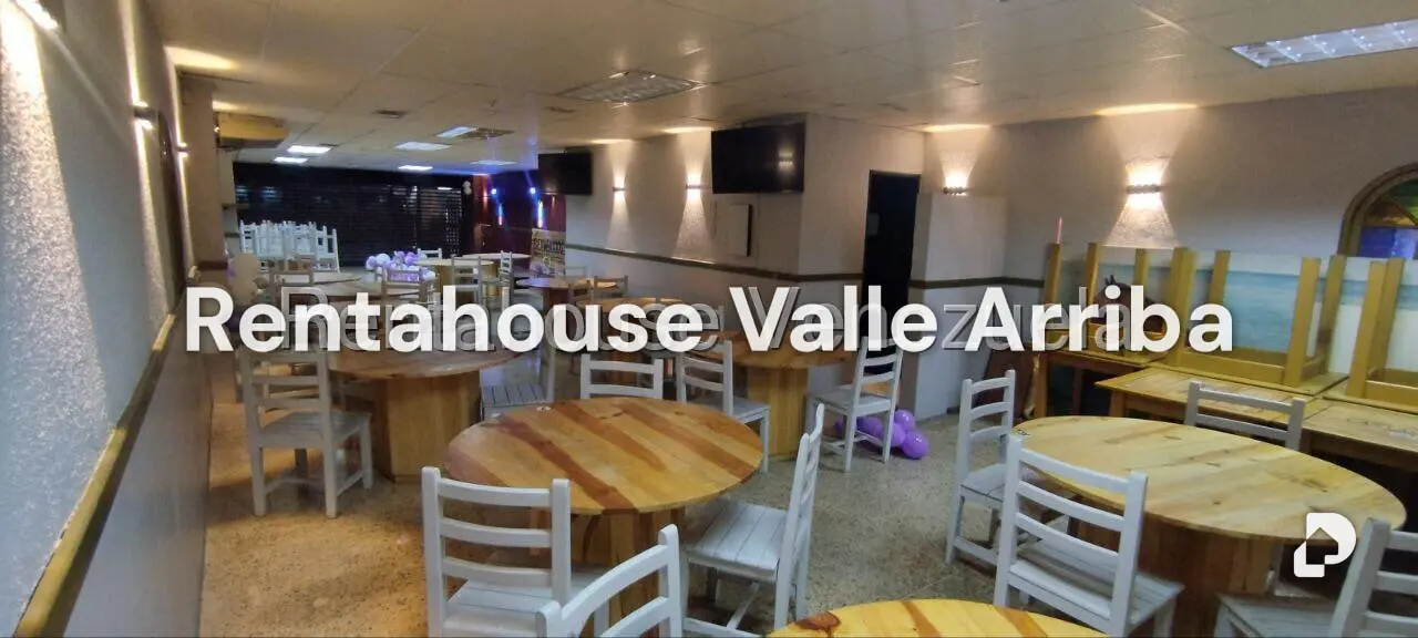 Local comercial en La Urbina, Caracas – 22