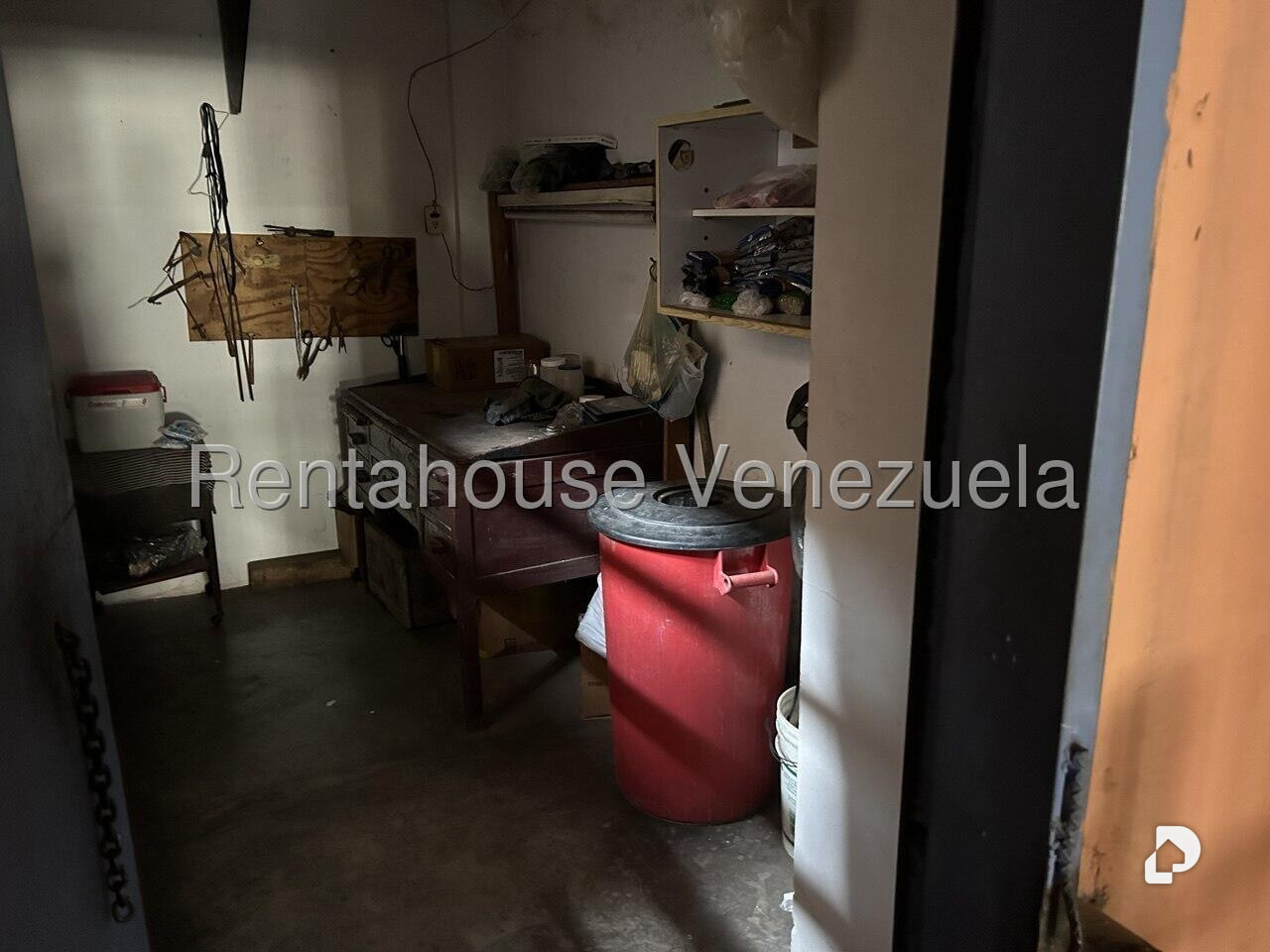 Local comercial en Puente Hierro, Caracas – 15