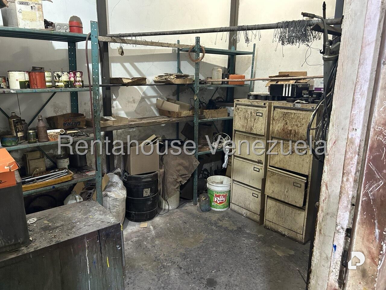 Local comercial en Puente Hierro, Caracas – 6