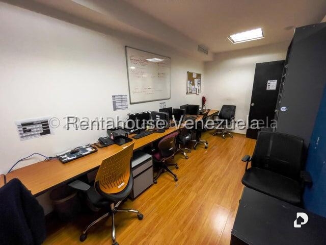 Oficina en Los Ruices, Caracas – 16