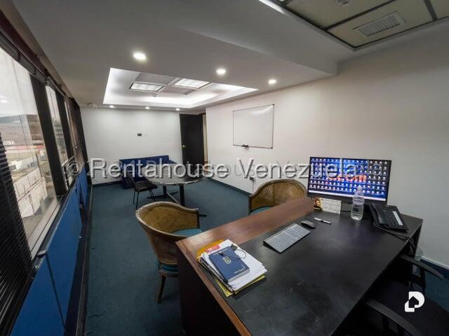 Oficina en Los Ruices, Caracas – 13