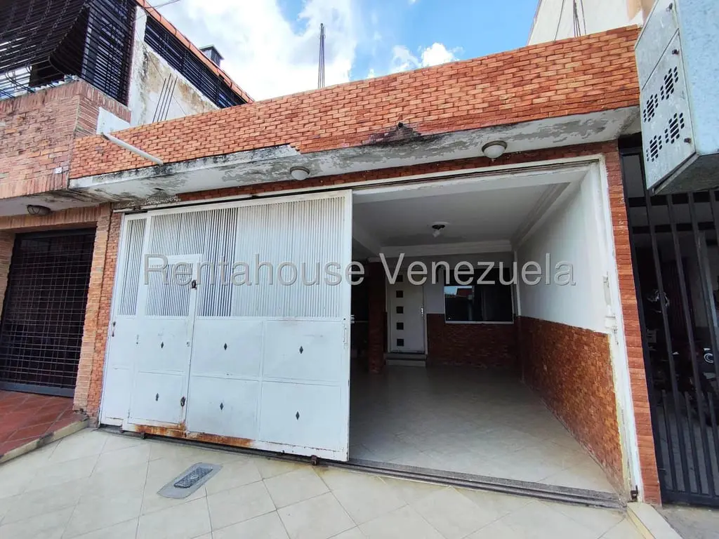 House in Los Caobos, Valencia - 1