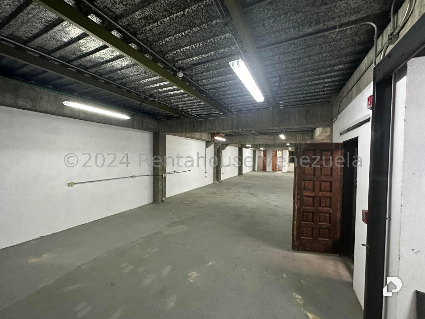 Local comercial en El Hatillo, Caracas – 12