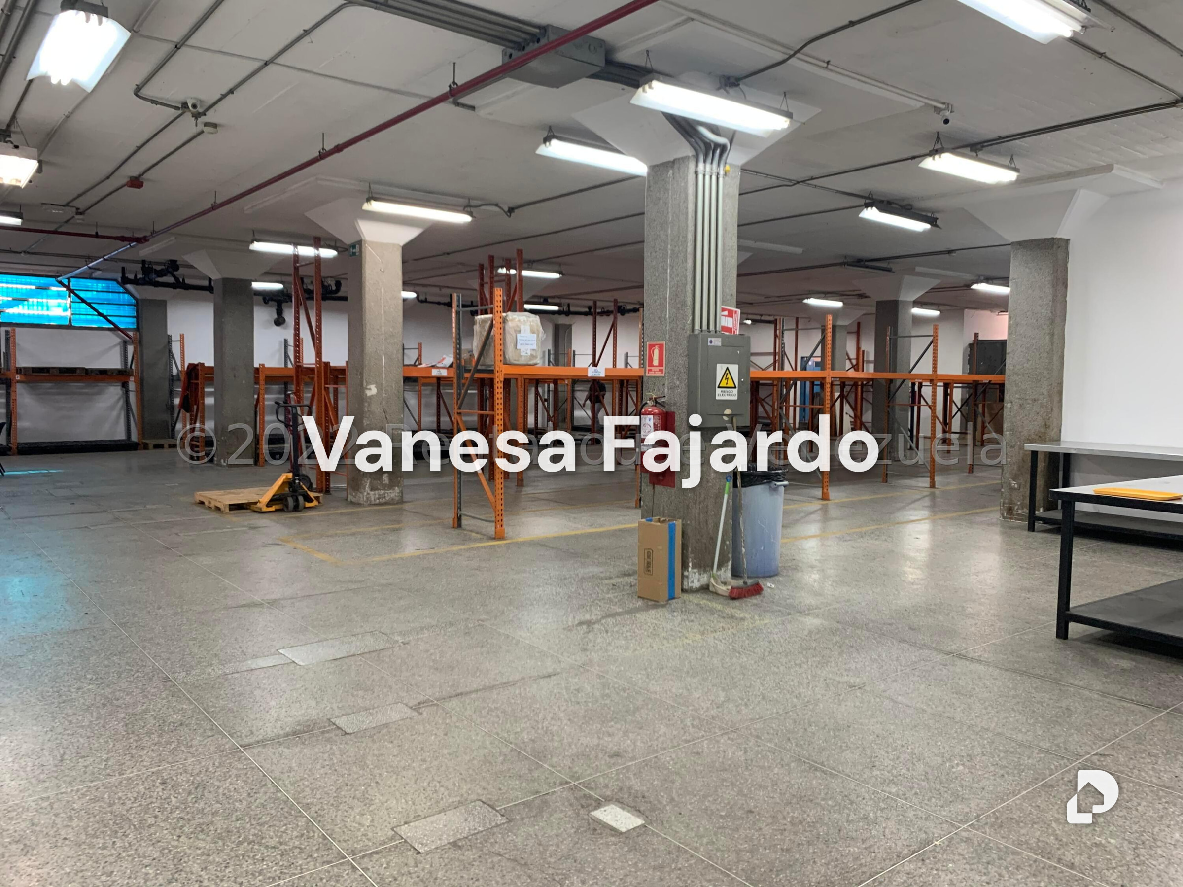 Local comercial en Los Ruices, Caracas – 14