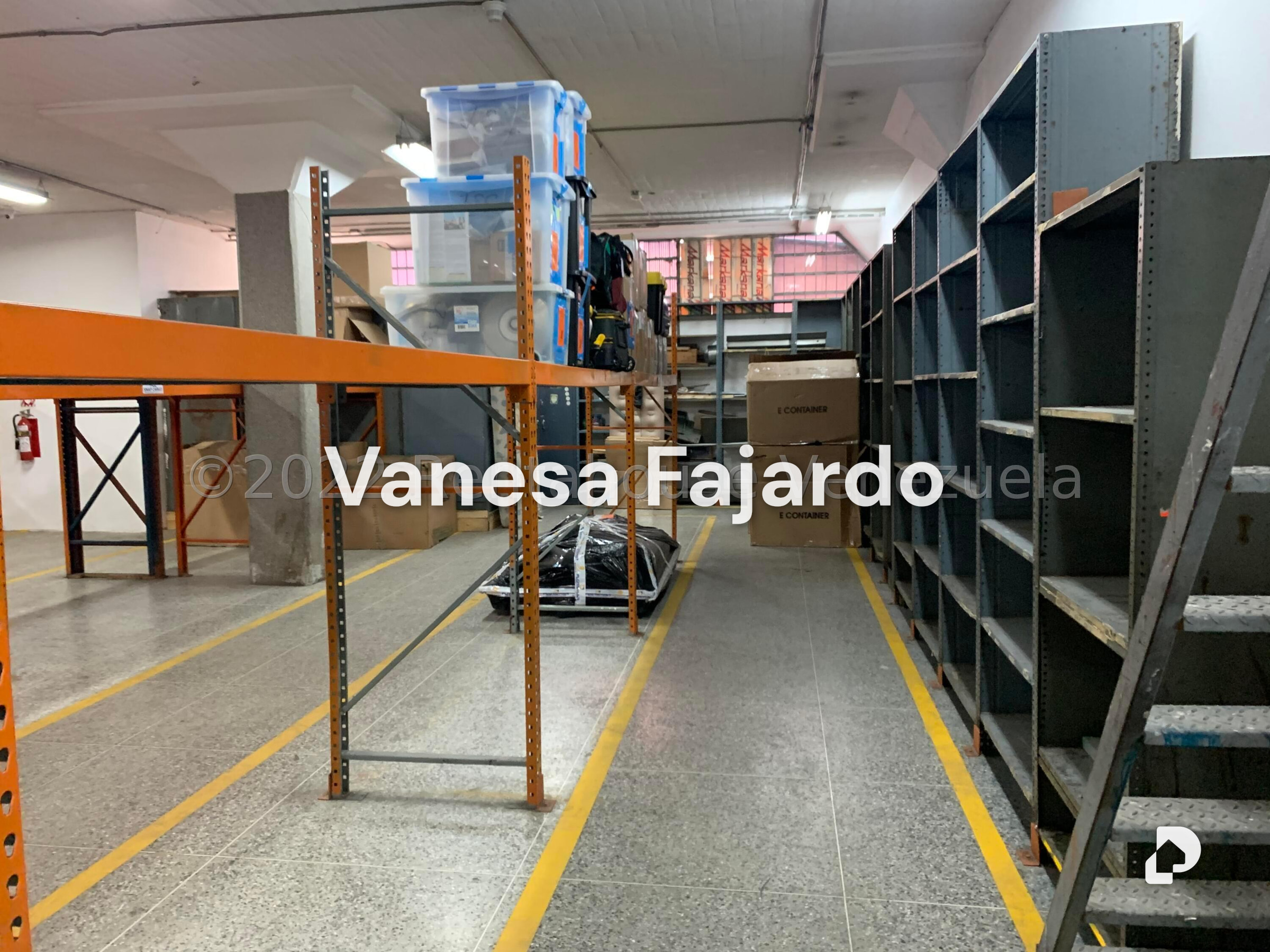 Local comercial en Los Ruices, Caracas – 16