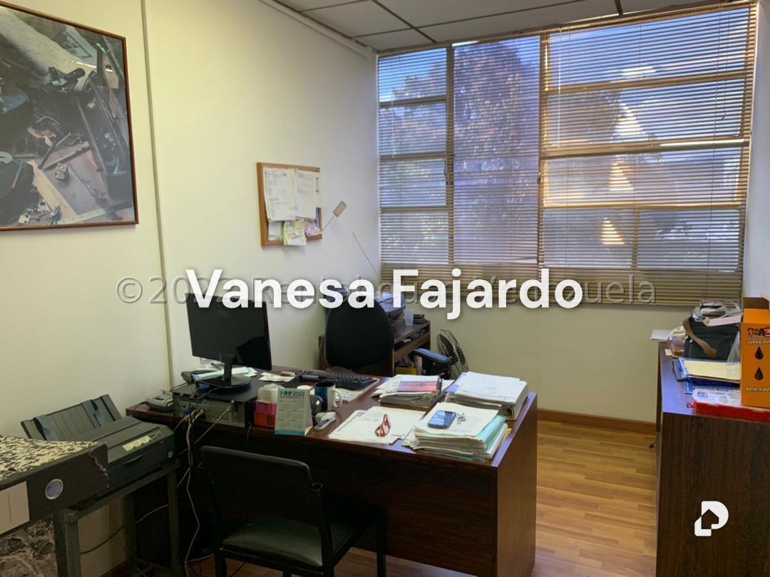 Local comercial en Los Ruices, Caracas – 29