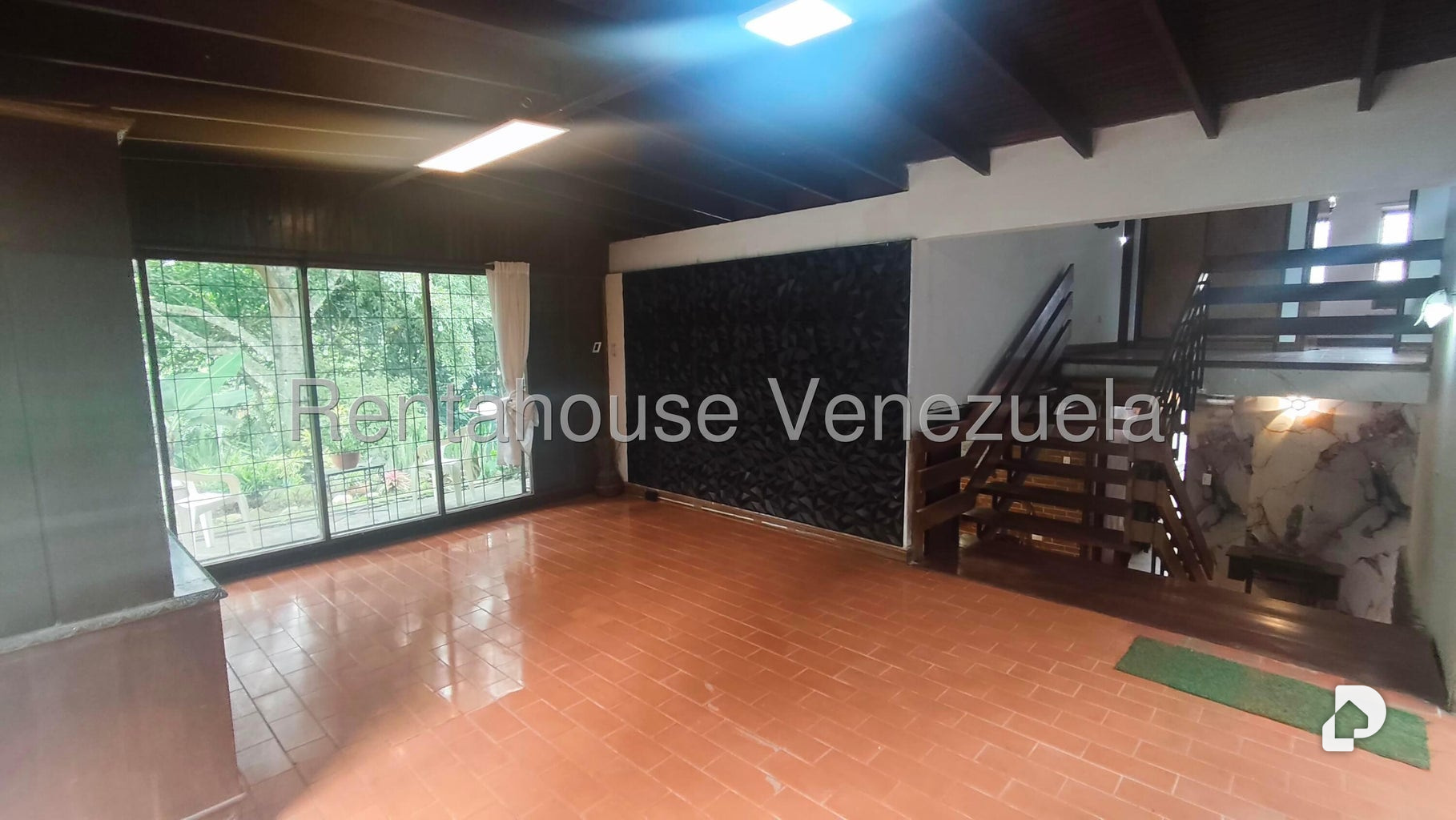 House in El Marqués, Caracas – 4