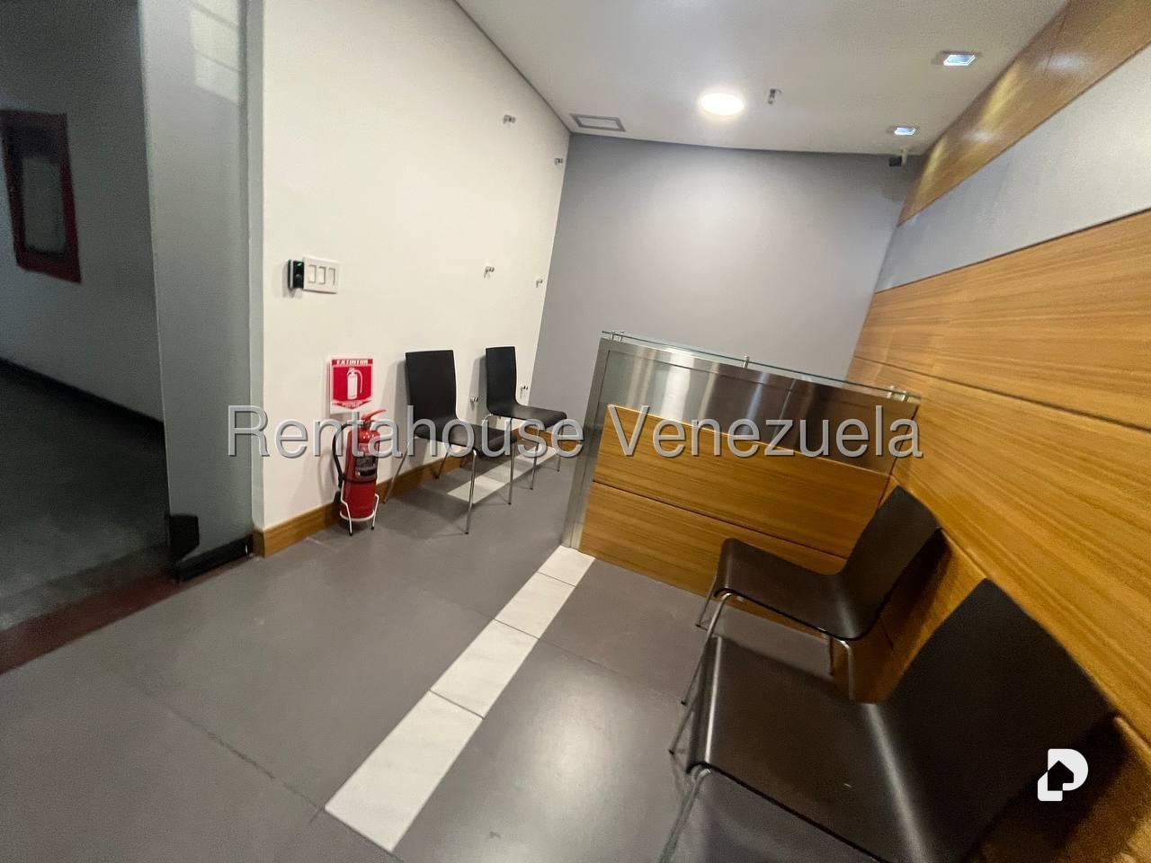 Oficina en La Castellana, Caracas – 4