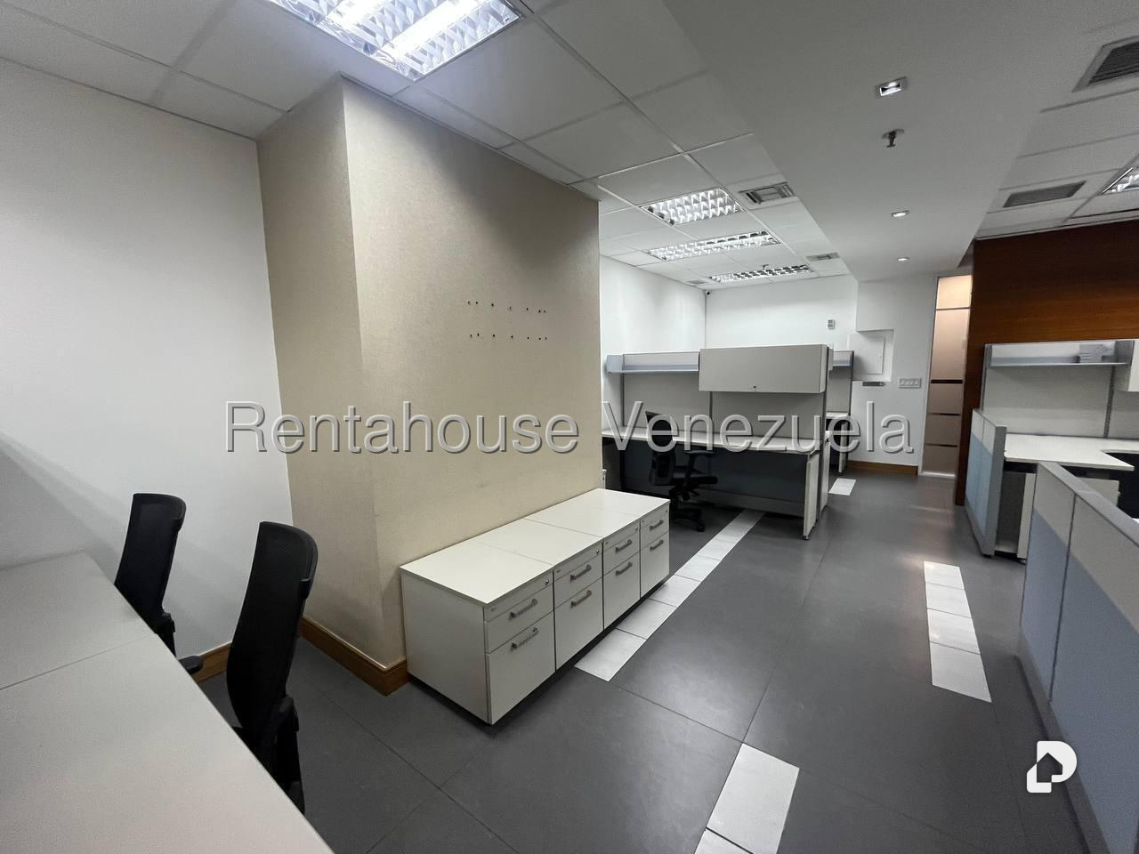 Oficina en La Castellana, Caracas – 7