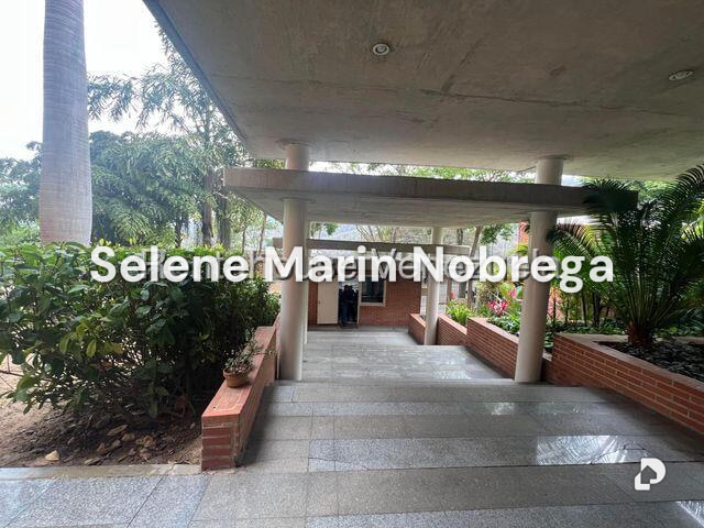 Apartamento en Lomas del Sol, Caracas