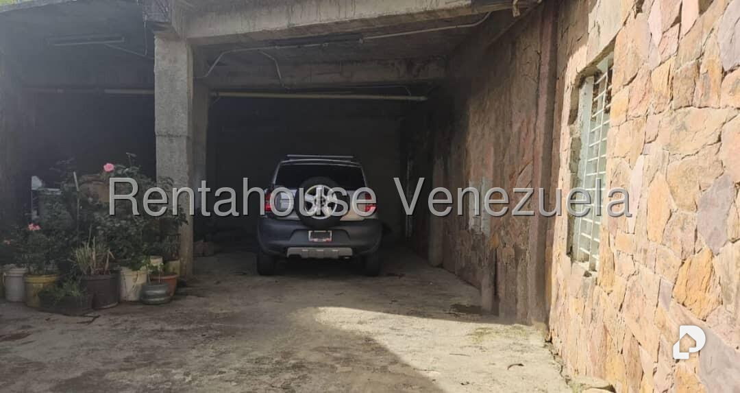 Casa en La Unión, Caracas – 23