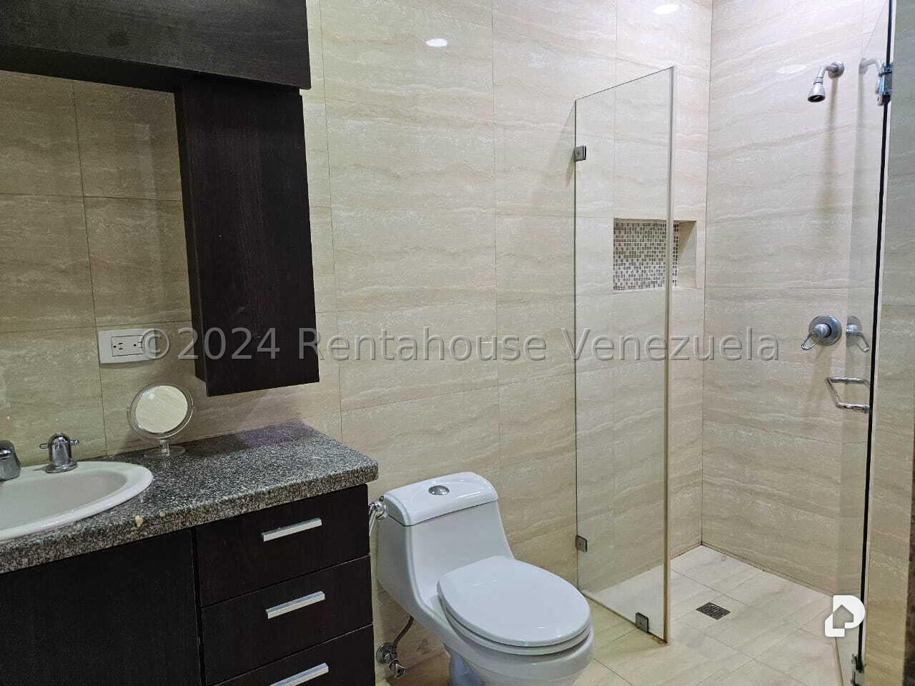 Casa en La Unión, Caracas – 21