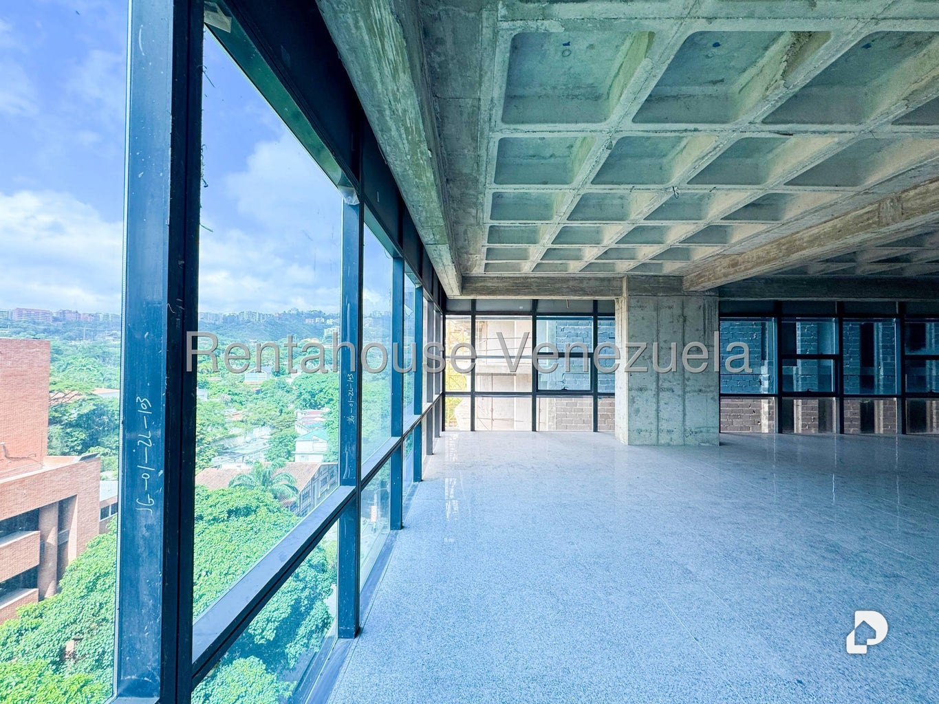 Oficina en Las Mercedes, Caracas – 22