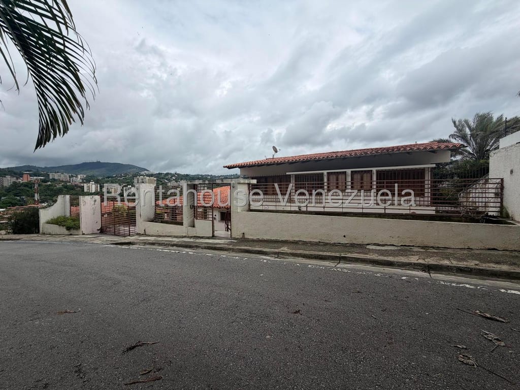 Casa en Prados del Este, Caracas - 1