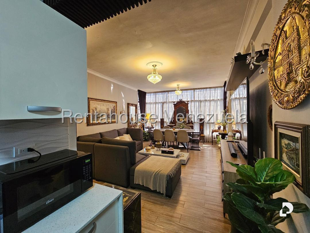 Apartamento en Bello Monte, Caracas – 12