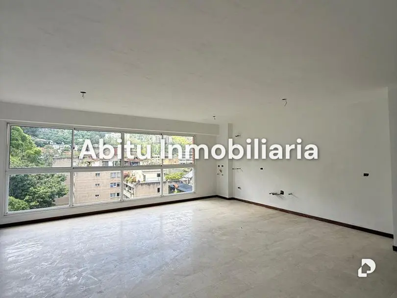 Apartamento en La Boyera, Caracas – 1
