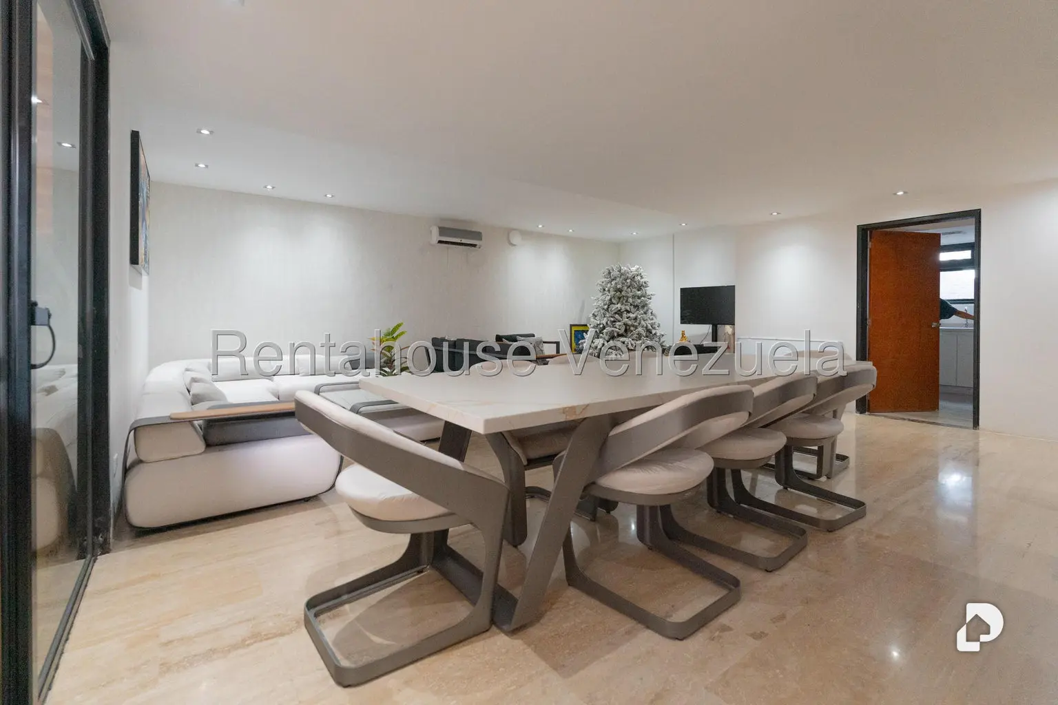 Casa en La Lagunita Country Club, Caracas – 26