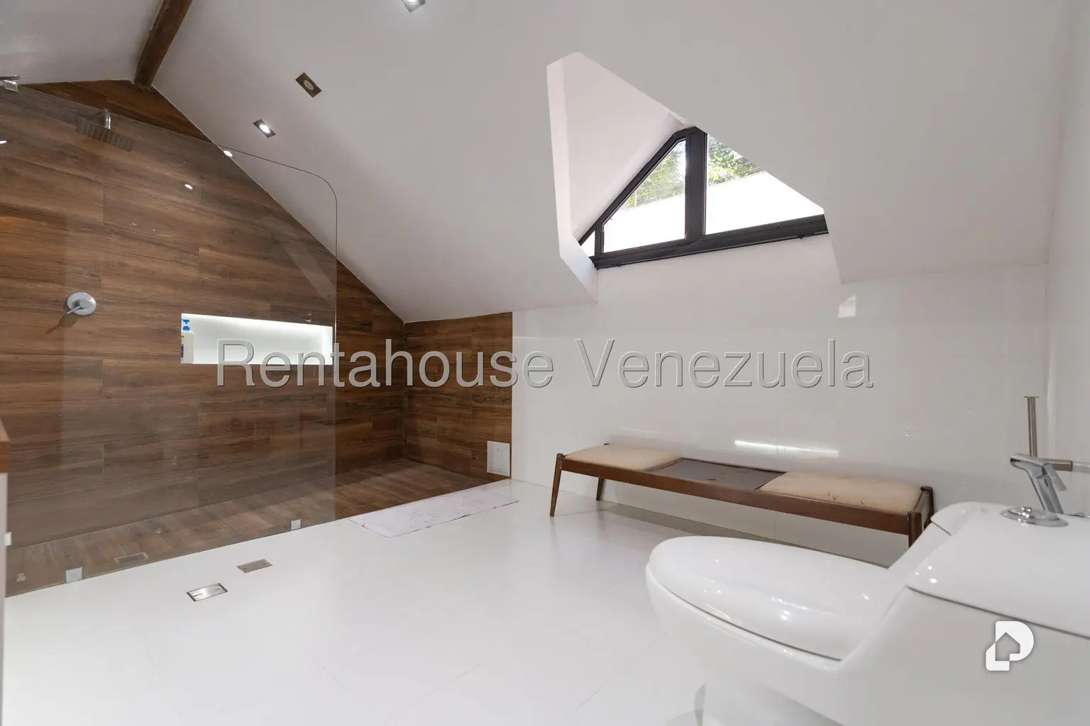 Casa en La Lagunita Country Club, Caracas – 22