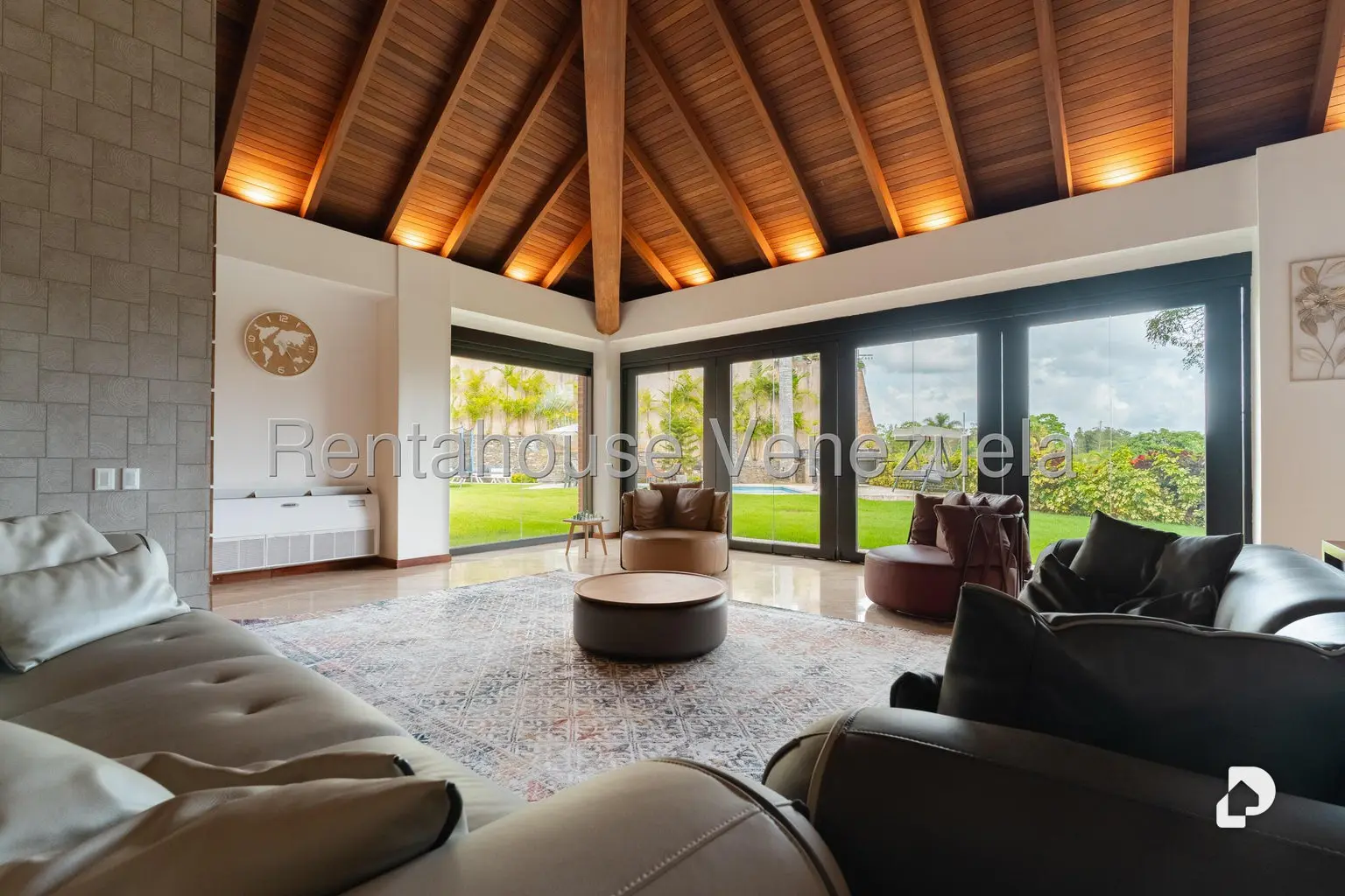 Casa en La Lagunita Country Club, Caracas – 6