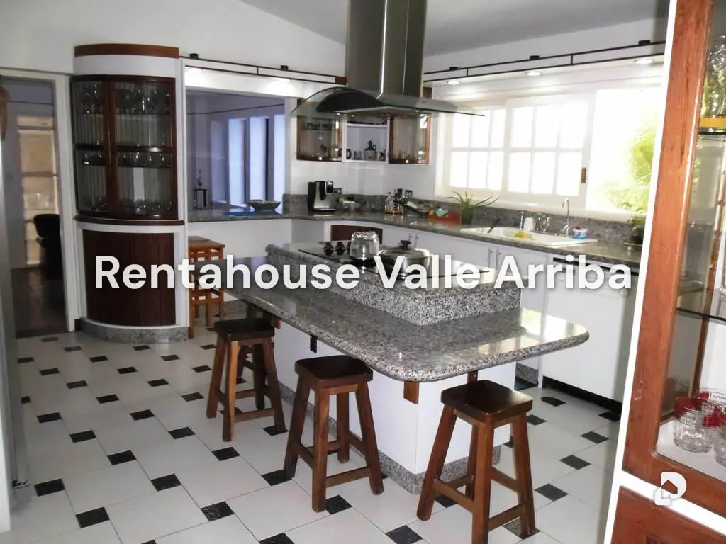 Casa en La Lagunita Country Club, Caracas – 29