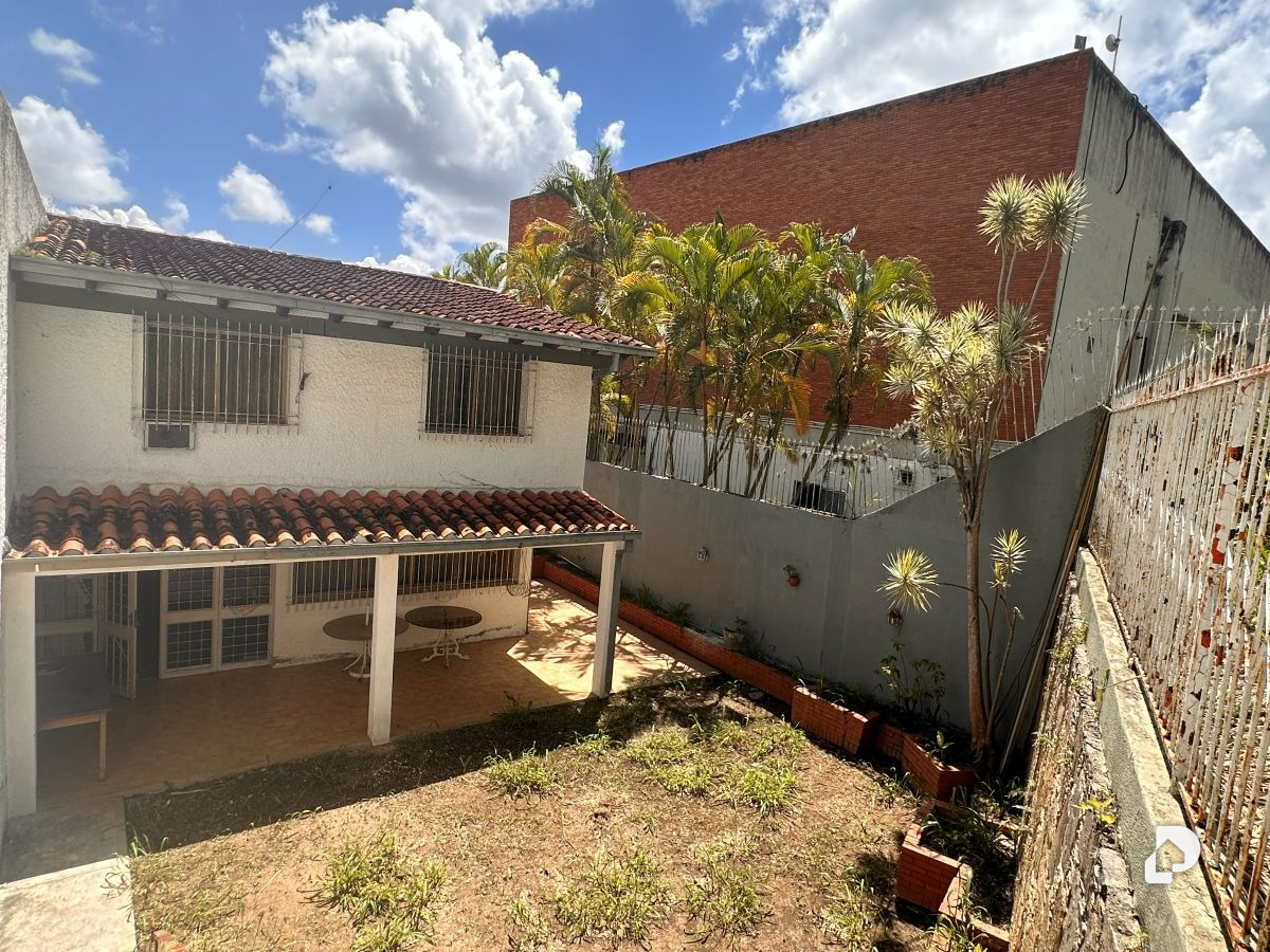 Casa en Alto Prado, Caracas – 9