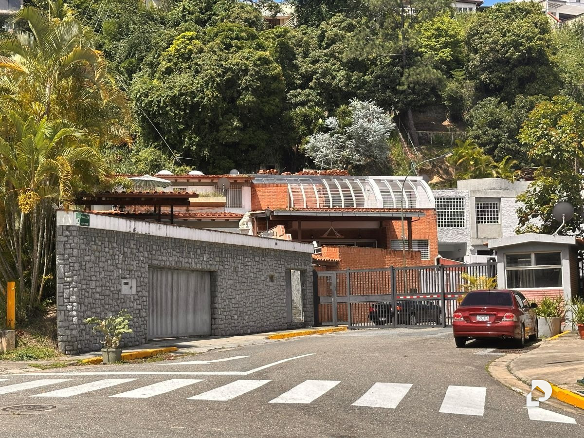 Casa en Alto Prado, Caracas – 2