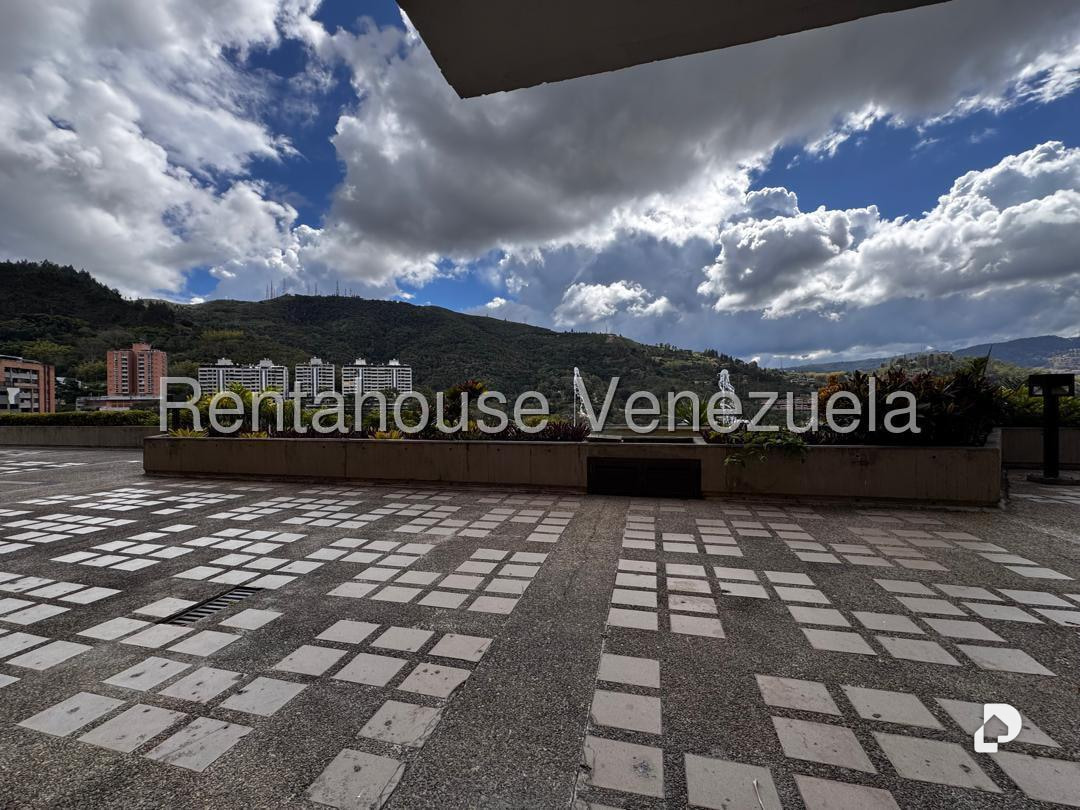 Apartamento en Las Esmeraldas, Caracas – 30