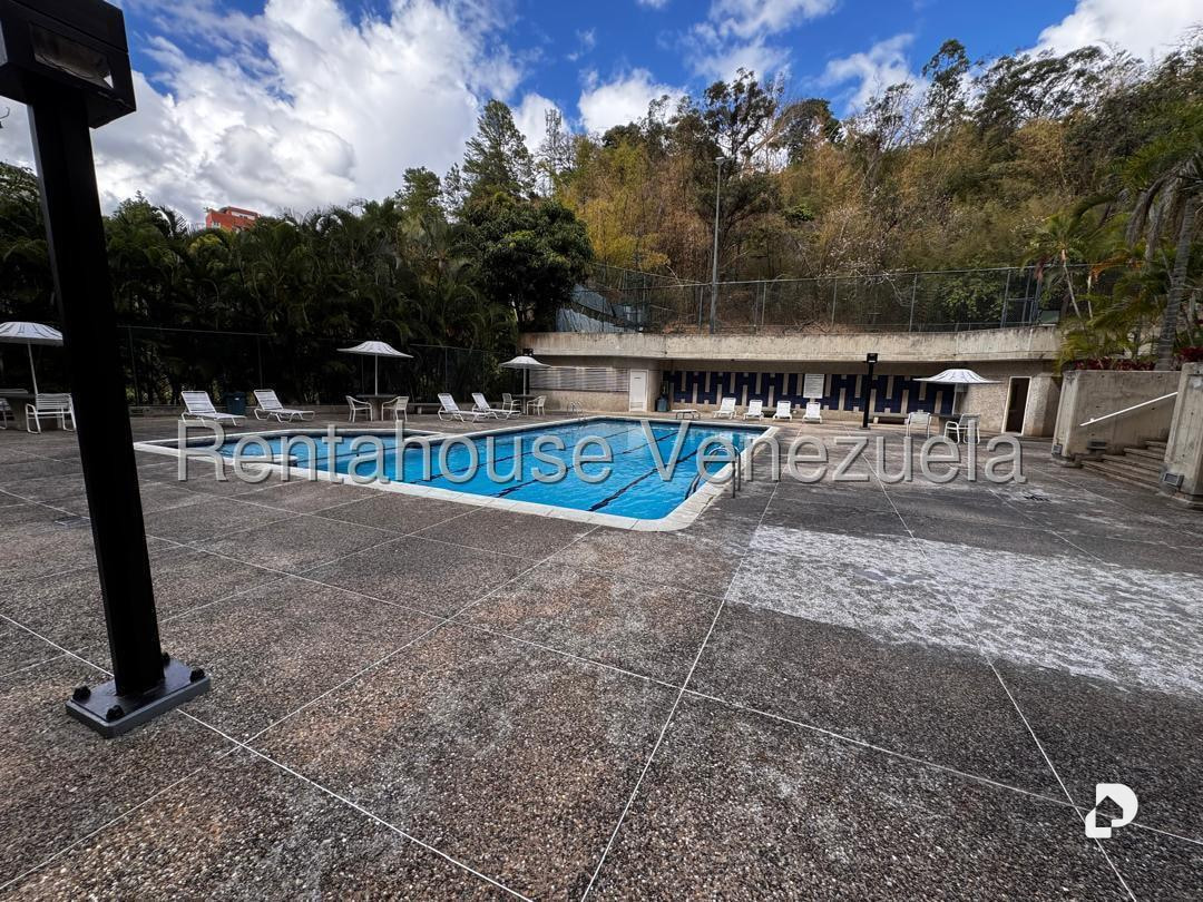 Apartamento en Las Esmeraldas, Caracas – 27