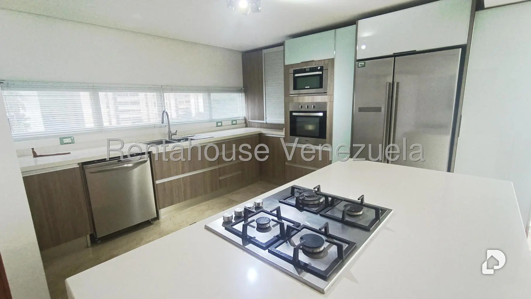 Apartamento en Los Naranjos de las Mercedes, Caracas – 4