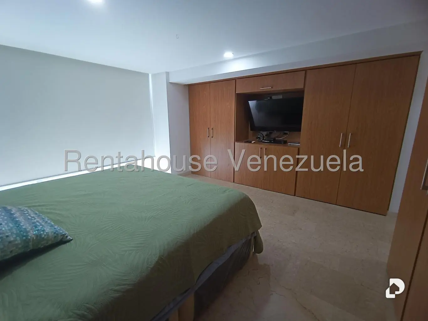 Apartamento en Los Naranjos de las Mercedes, Caracas – 12