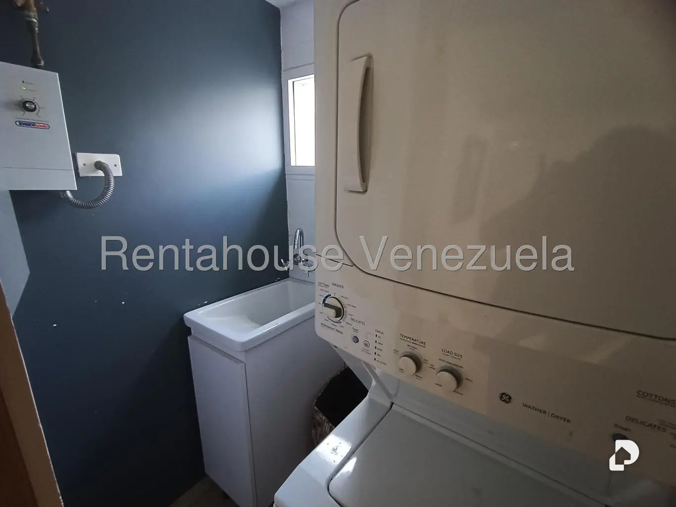 Apartamento en Los Naranjos de las Mercedes, Caracas – 25