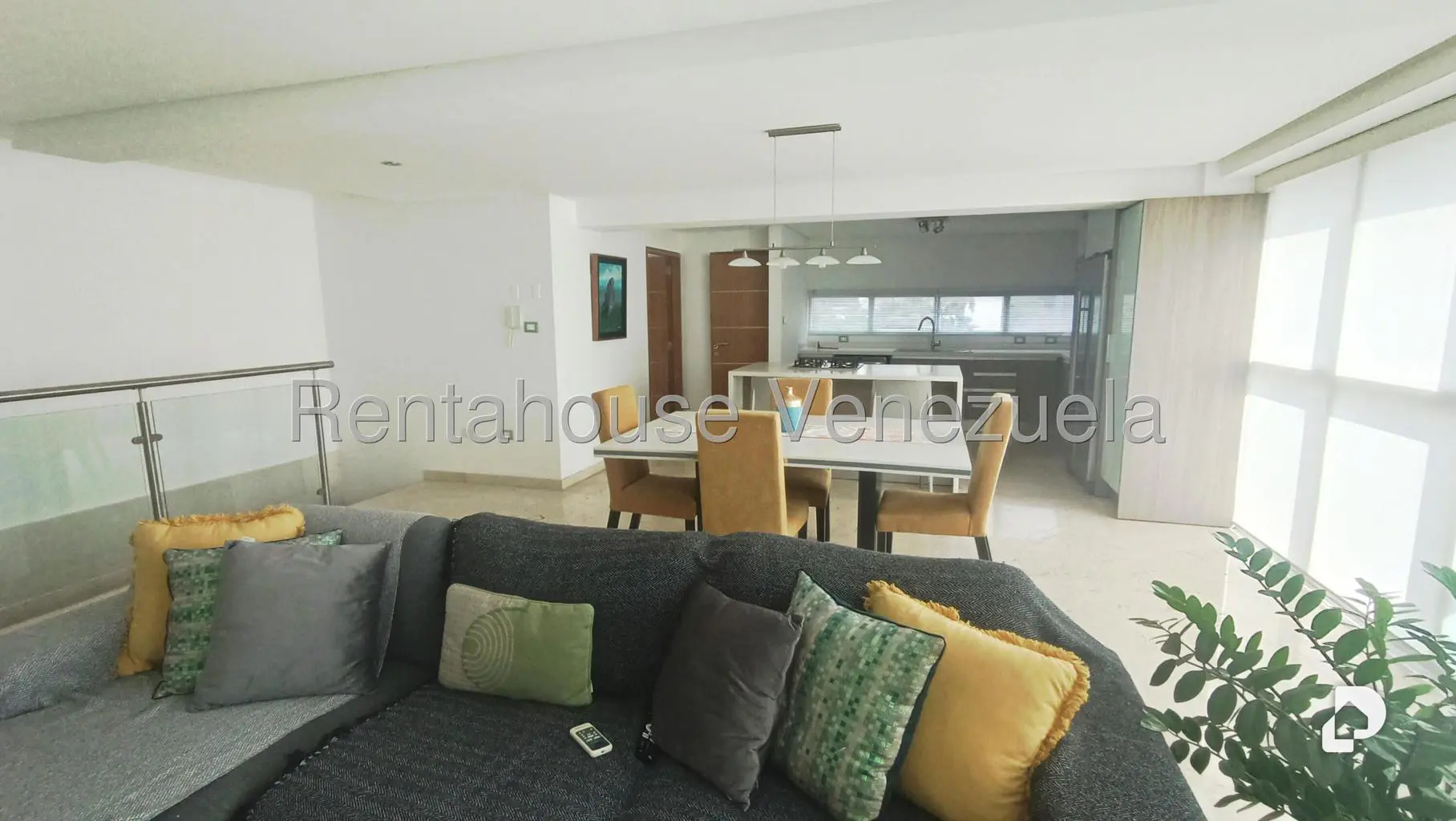 Apartamento en Los Naranjos de las Mercedes, Caracas – 3