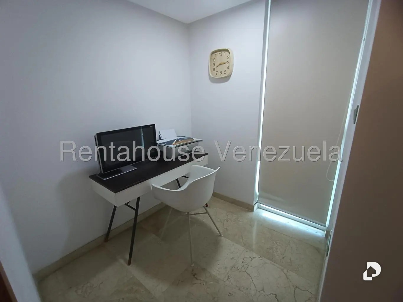 Apartamento en Los Naranjos de las Mercedes, Caracas – 26